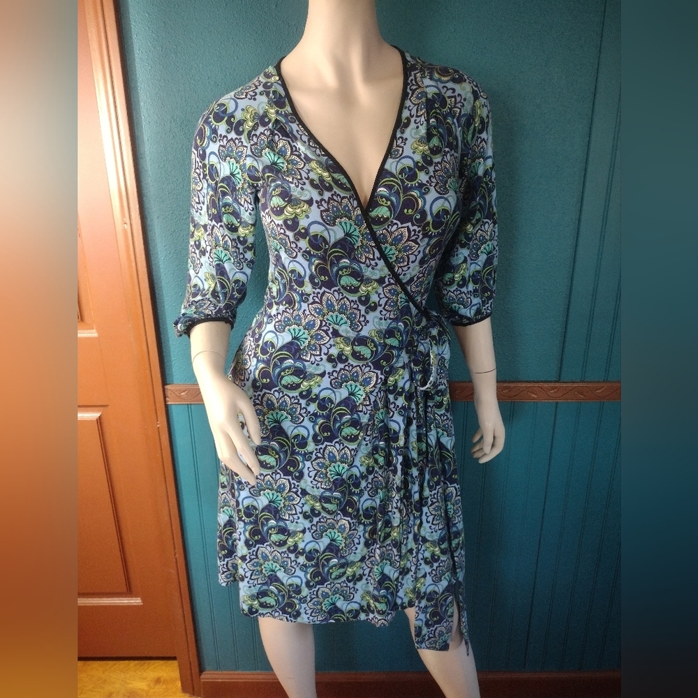 Robert Graham Boho Chic V-neck Floral Paisley Blue & Green Wrap Dress